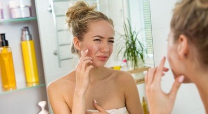 Folk remedies for acne, effective and not very recipes.